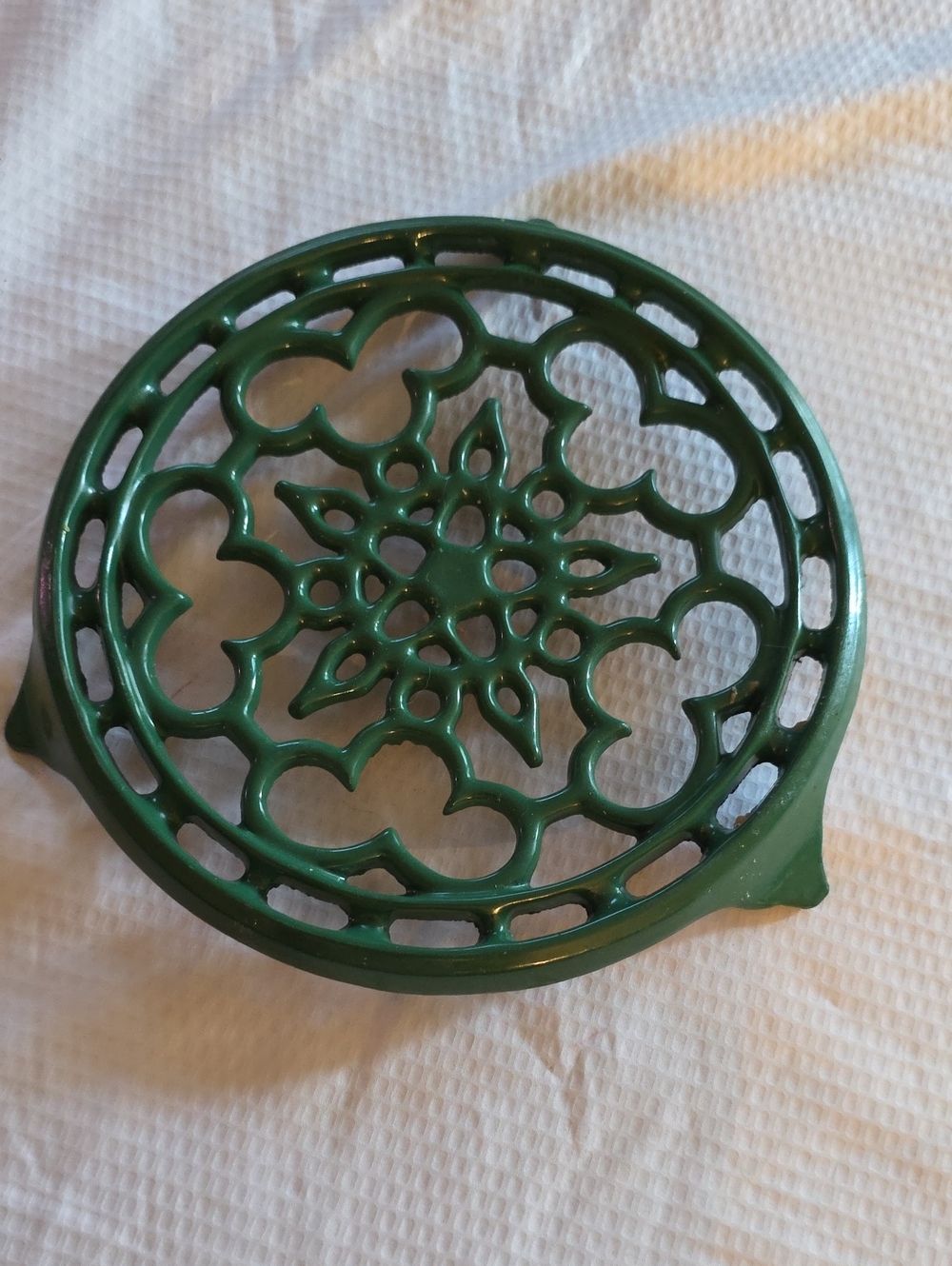 Gorgeous LE CREUSET enamel cast iron trivet